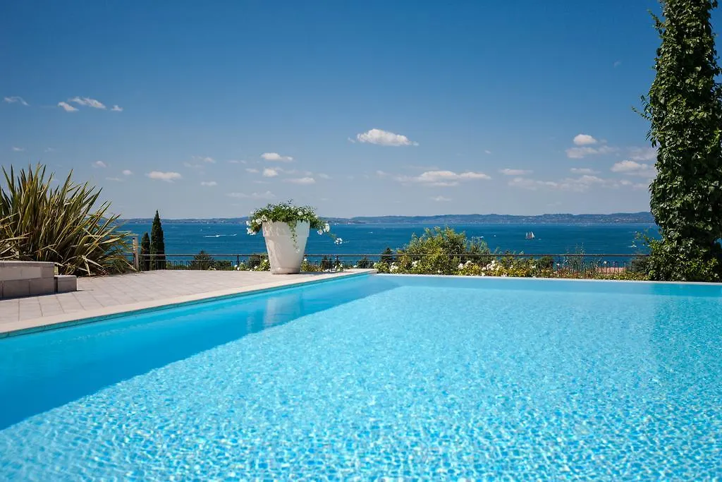 Villa Krizia Luxury Suites Bardolino Italien